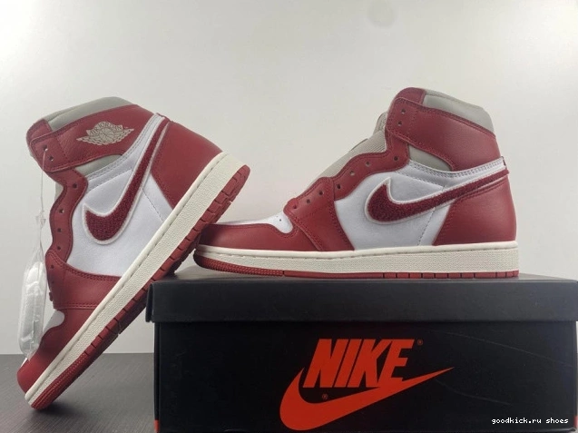 Jordan OG Chenille (W) 1 Newstalgia High DJ4891-061 0703